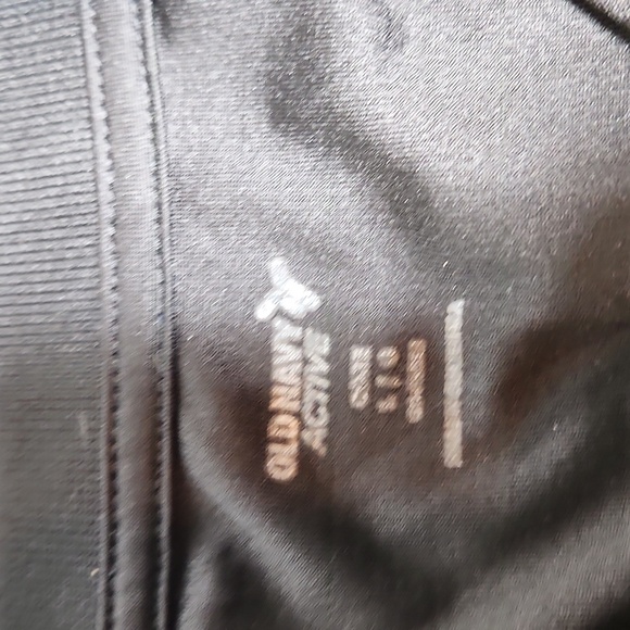 Old Navy Active Shirt - Picture 7 of 9